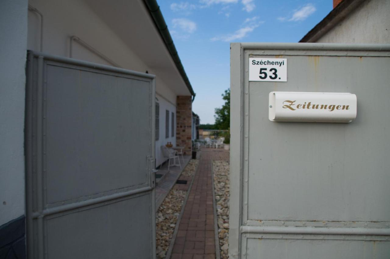 Apartament Notas Tuecsoek Vendeghaz Agyagosszergény Zewnętrze zdjęcie